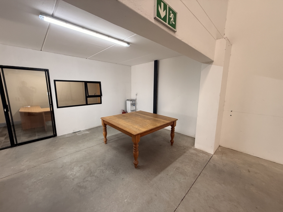 To Let Commercial Property for Rent in Rivergate Western Cape